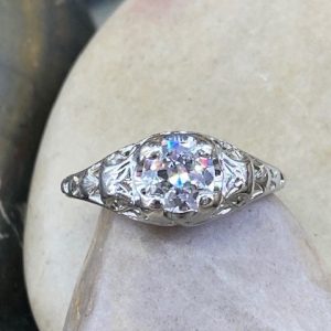 116-14008 OLD CUT DIAMOND RING